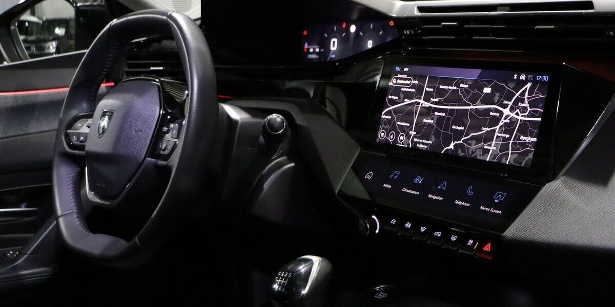 Peugeot 308 SW 1.5 BLUEHDI ALLURE SPORT BLACK / LED 125.000 km 15.308 &euro; Hamm 59077