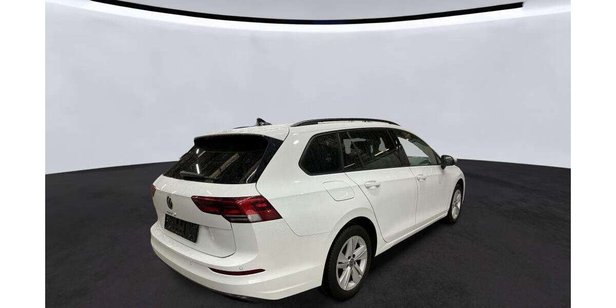 VW Golf Variant Life 2.0 TDI NAVI AHK LED ACC ALU APS 177.705 km 13.488 &euro; Bergkamen 59192