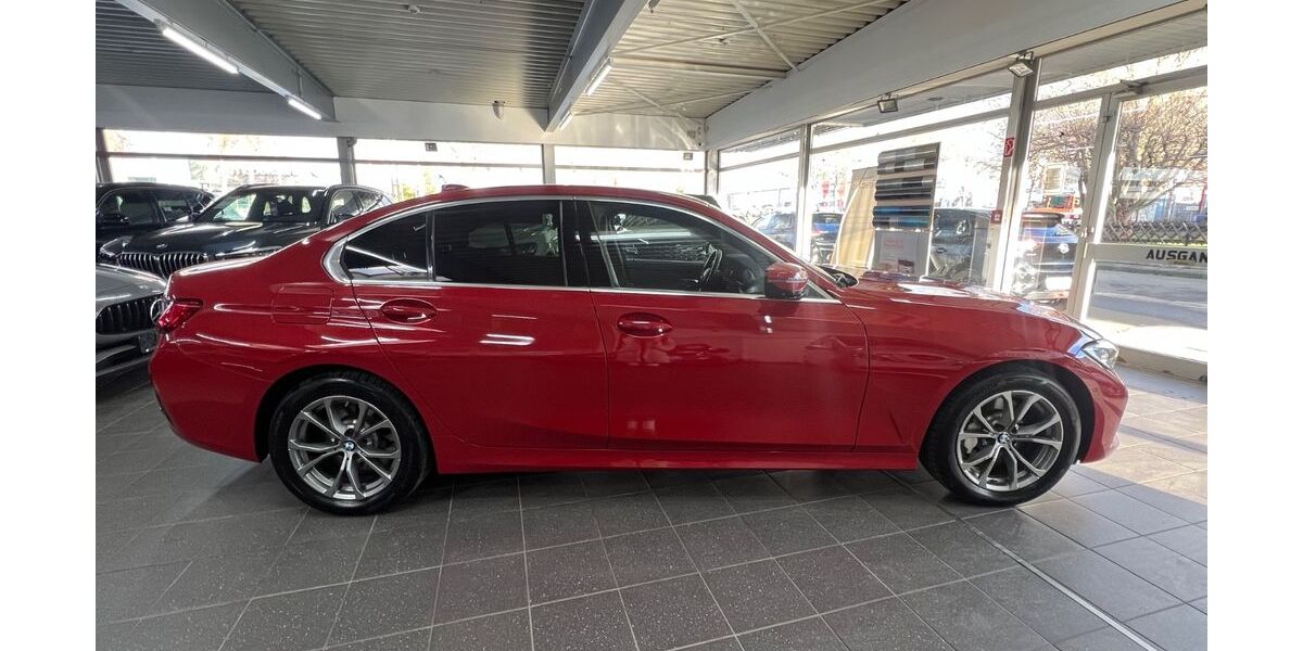 BMW 330 61.365 km 27.700 &euro; Werl 59457