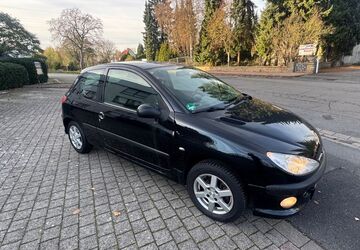 Peugeot 206 150.000 km 1.999 &euro; Unna 59427