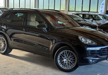 Porsche Cayenne 150.000 km 31.499 &euro; Oelde 59302
