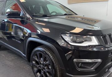 Jeep Compass 18.000 km 21.990 &euro; Soest 59494