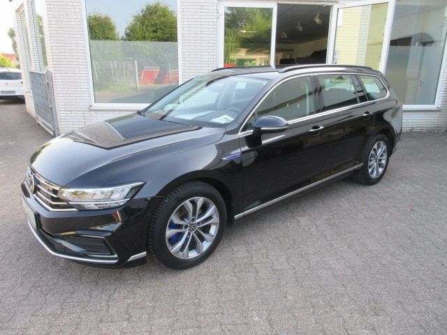 VW Passat Variant 77.300 km 21.988 &euro; Bergkamen 59192