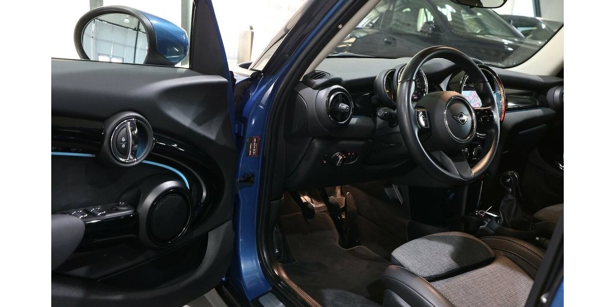 Mini ONE CLASSIC-TRIM / LED / LEDER / NAVI+APPLE 60.000 km 17.991 &euro; Hamm 59077