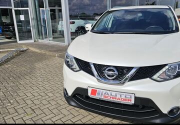 Nissan Qashqai 80.113 km 13.990 &euro; Hamm 59067