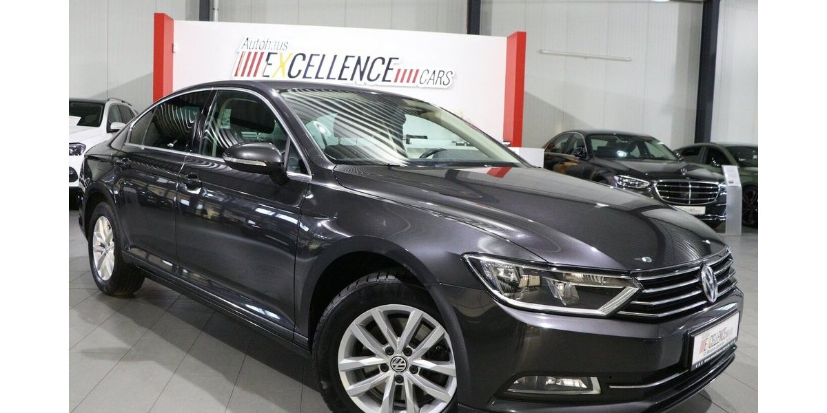 VW Passat 1.4 TSI Comfortline NAVI-DM+APPLE+ANDROID 159.000 km 12.111 &euro; Hamm 59077
