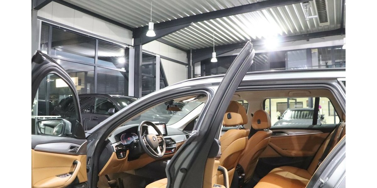 BMW 520d Touring xDrive BUSINESS / GREY & BROWN / 73.000 km 31.555 &euro; Hamm 59077