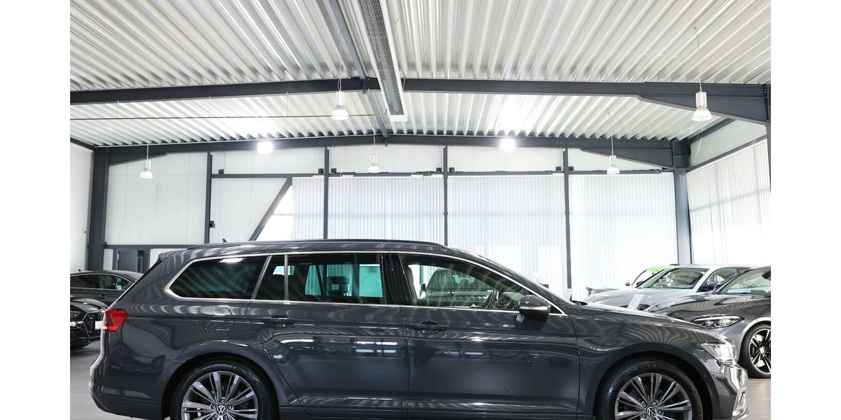 VW Passat Variant 2.0 TDI DSG BUSINESS IQ PANORAMA 122.000 km 22.444 &euro; Hamm 59077