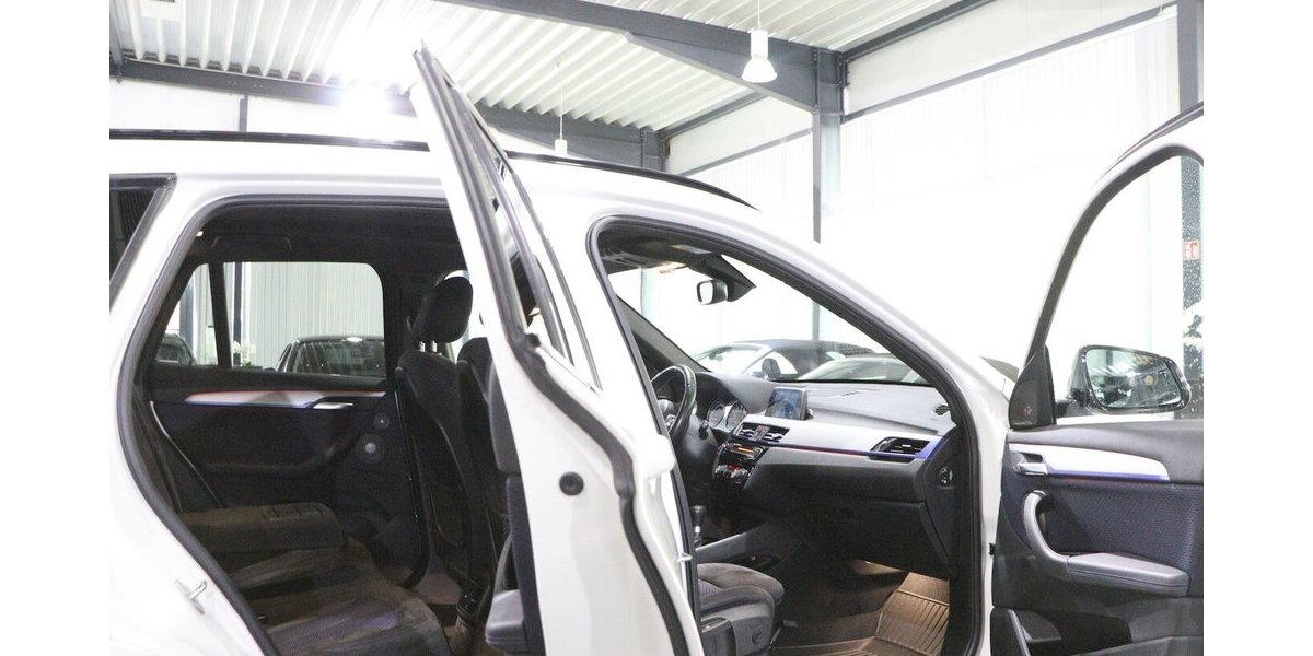 BMW X1 sDrive 18d M-SPORT SHADOW PANORAMA, LED, H/K 186.000 km 16.111 &euro; Hamm 59077