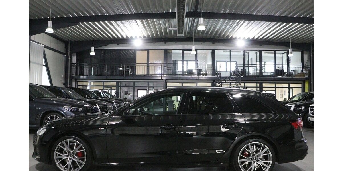 Audi A4 Avant 40 TDI Q S-LINE-COMPETITION-PLUS BLACK 125.000 km 27.777 &euro; Hamm 59077