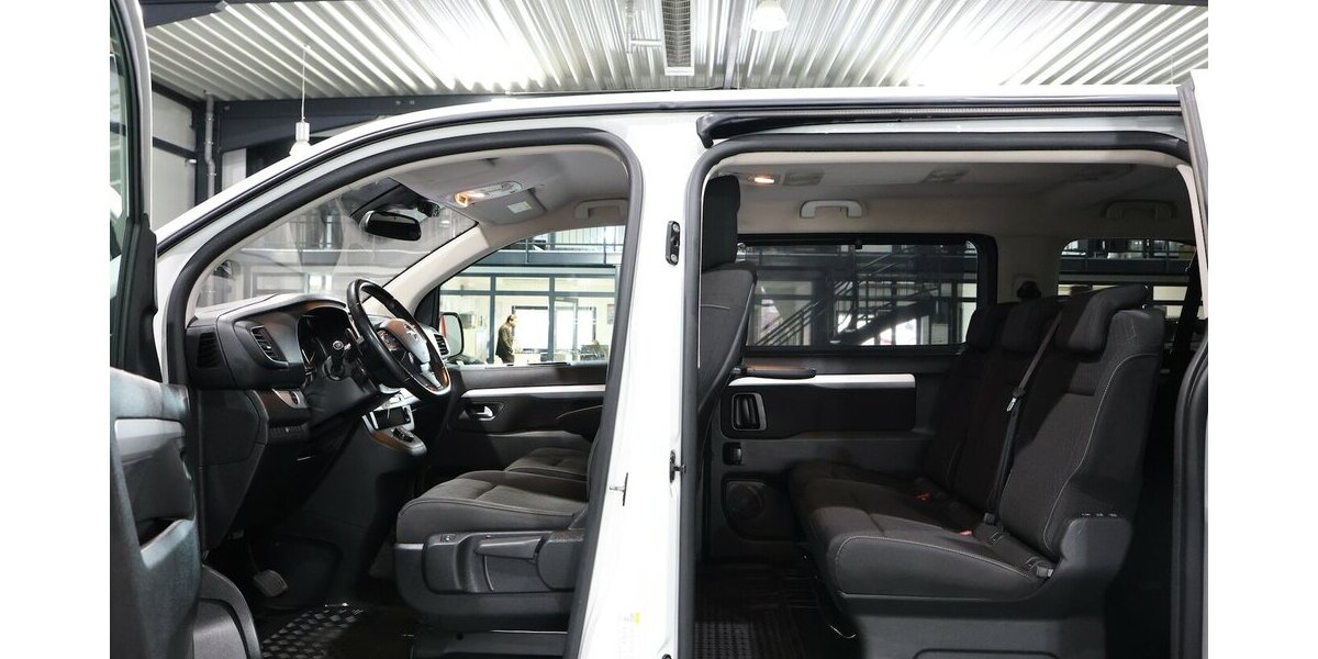 Opel Zafira Life 2.0 CDTI EDITION-M INNOVATION 8-SITZ 150.000 km 25.991 &euro; Hamm 59077