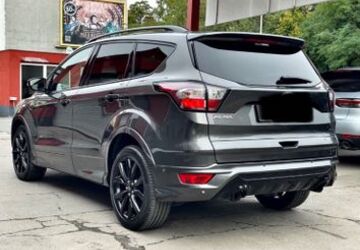 Ford Kuga 102.000 km 16.500 &euro; Ahlen 59227