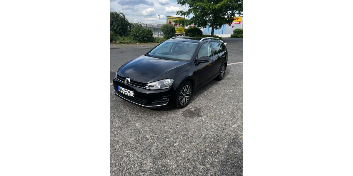 VW Golf 208.000 km 7.500 &euro; Bergkamen 59192