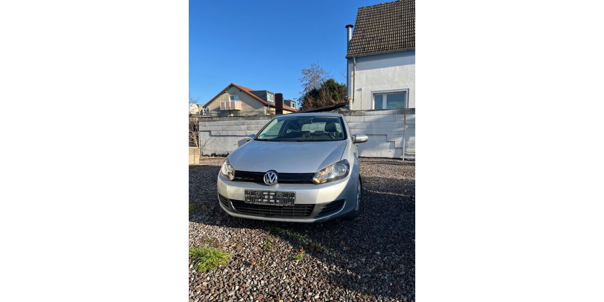 VW Golf 123.000 km 4.299 &euro; Menden 58708