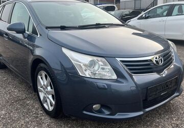 Toyota Avensis 214.843 km 3.600 &euro; Hamm 59067