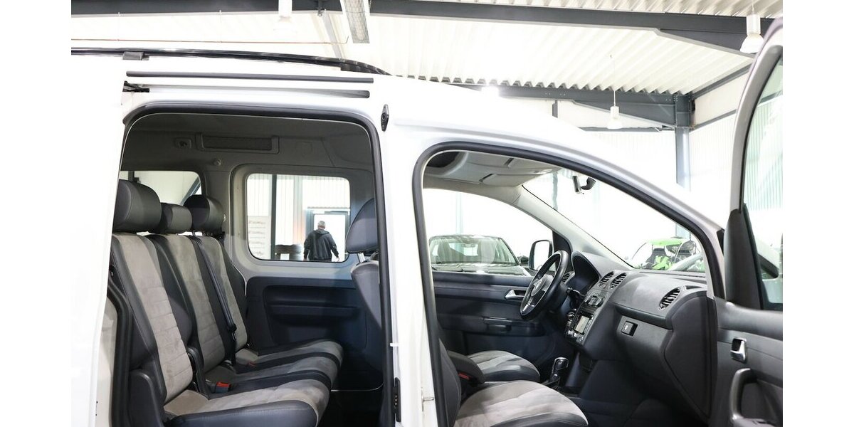 VW Caddy KOMBI 1.6 TDI DSG EDITION-30 WHITE & BLACK 144.000 km 15.111 &euro; Hamm 59077