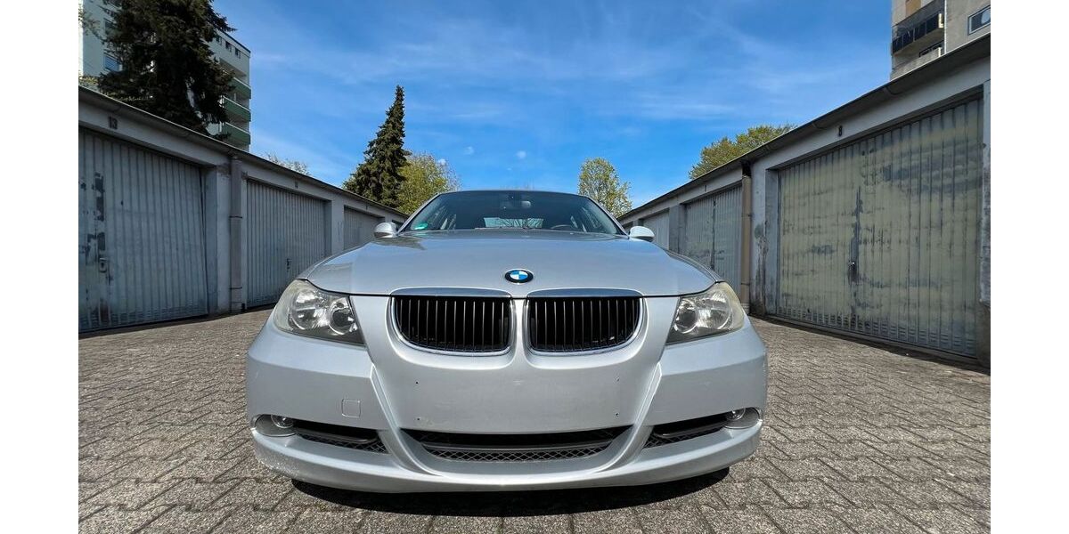 BMW 320 264.000 km 5.500 &euro; Hamm 59073