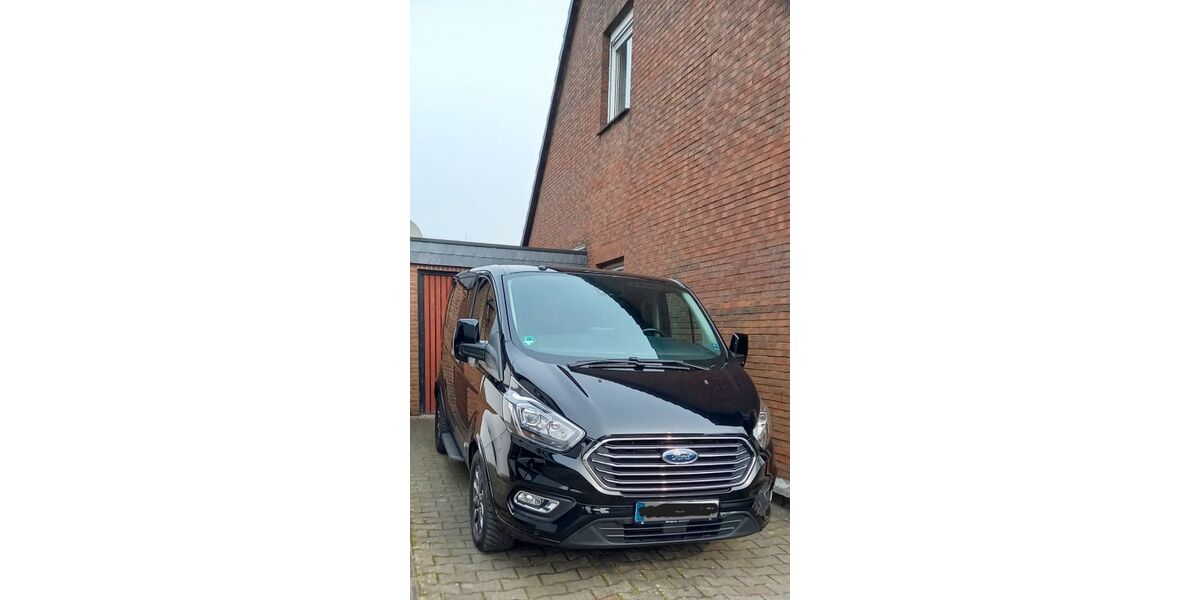 Ford Tourneo Custom 99.000 km 29.950 &euro; Welver 59514