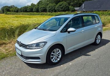 VW Touran 199.641 km 8.990 &euro; Hamm 59063