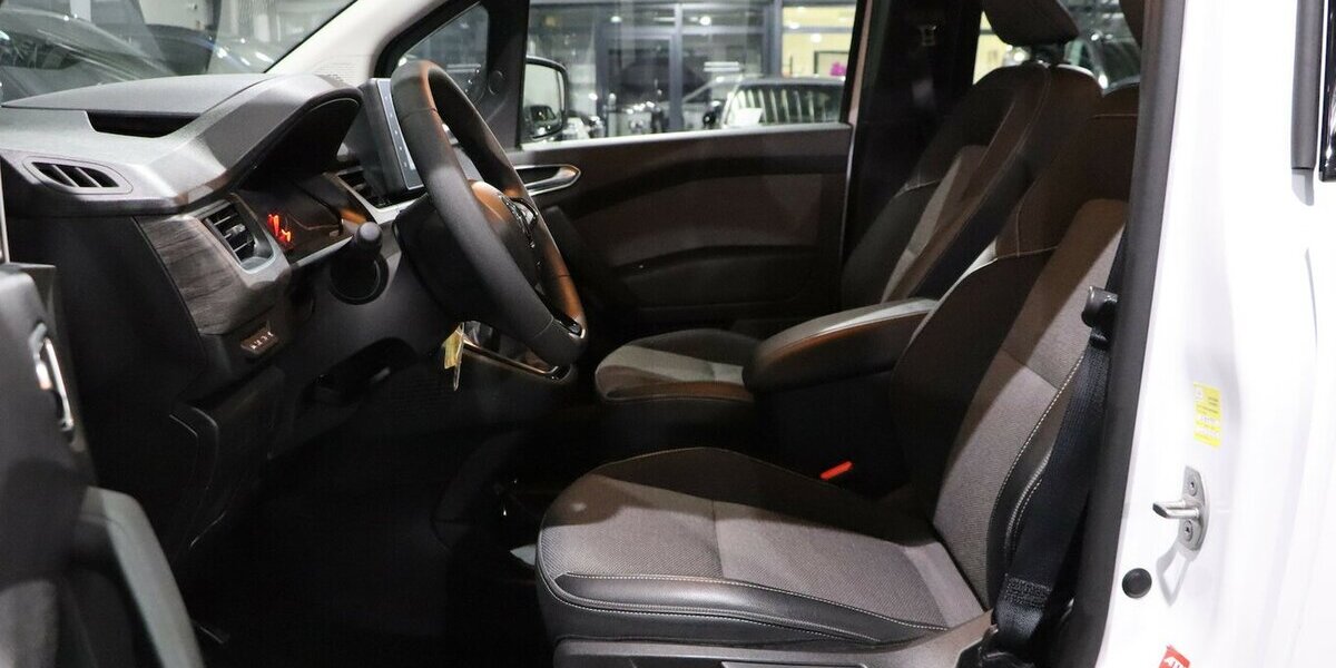 Renault Kangoo TCE 100 EDITION-ONE / LED / LEDER 50.000 km 16.991 &euro; Hamm 59077