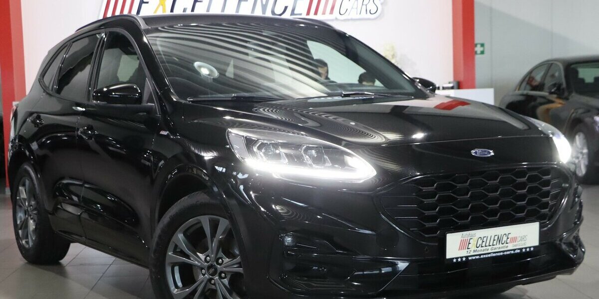 Ford Kuga 2.0 ECOBLUE STYLE ST-LINE SPORT BLACK / LED 125.000 km 16.991 &euro; Hamm 59077