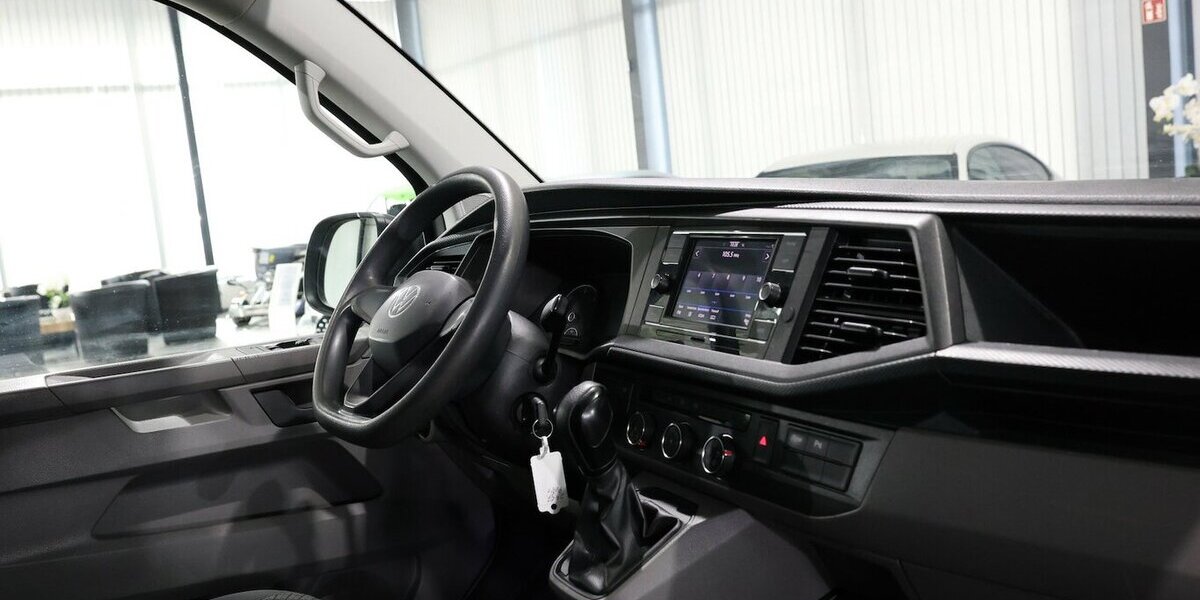 VW T6.1 Caravelle 2.0 TDI DSG LANG / 9-SITZER / TOP 172.000 km 25.991 &euro; Hamm 59077