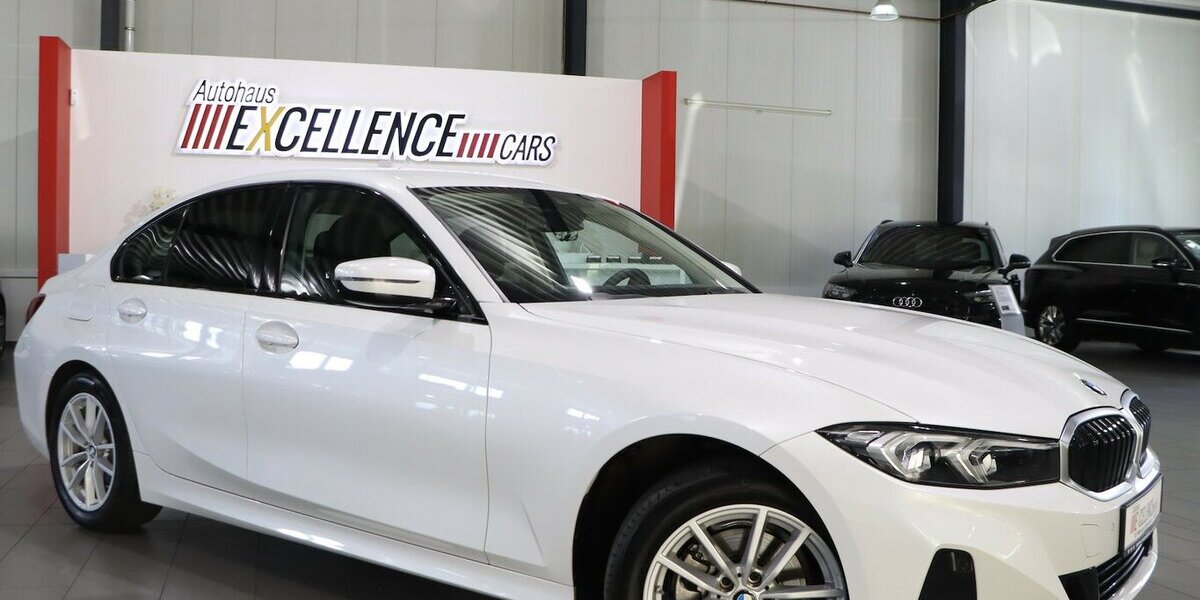 BMW 320d LIMOUSINE xDrive BUSINESS / CURVED / LED 68.000 km 29.555 &euro; Hamm 59077