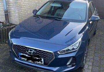 Hyundai i30 89.000 km 12.299 &euro; Lüdinghausen 59348