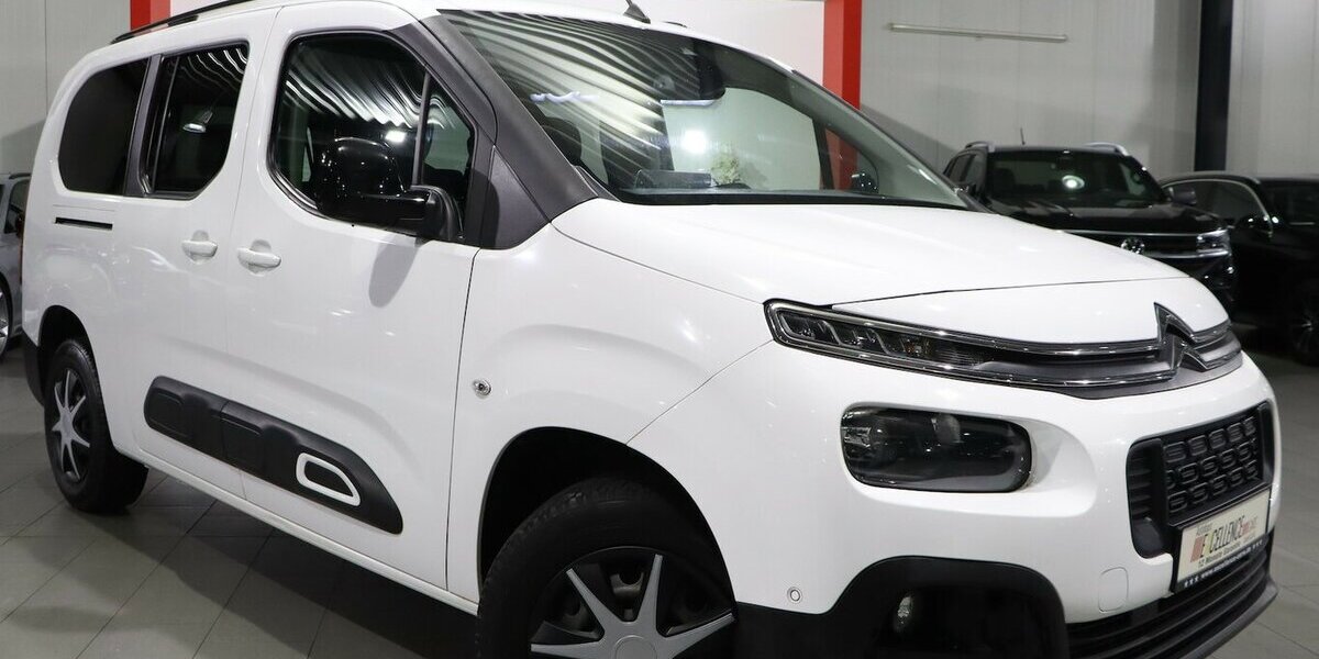 Citroen Berlingo 130 BLUE-HDI SHINE-XL 5-SITZER, 1.HAND 148.000 km 14.221 &euro; Hamm 59077