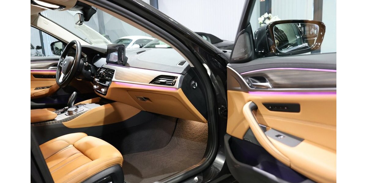 BMW 530i Touring INNOVATION LUXURY-LINE BUSINESS 45.000 km 38.995 &euro; Hamm 59077