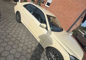 Mercedes-Benz E 220 540.000 km 3.000 &euro; Hamm 59065