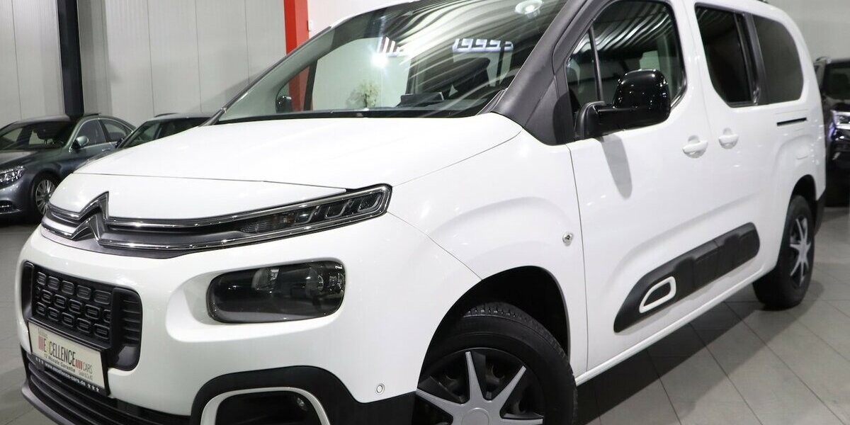 Citroen Berlingo 130 BLUE-HDI SHINE-XL 5-SITZER, 1.HAND 148.000 km 14.221 &euro; Hamm 59077